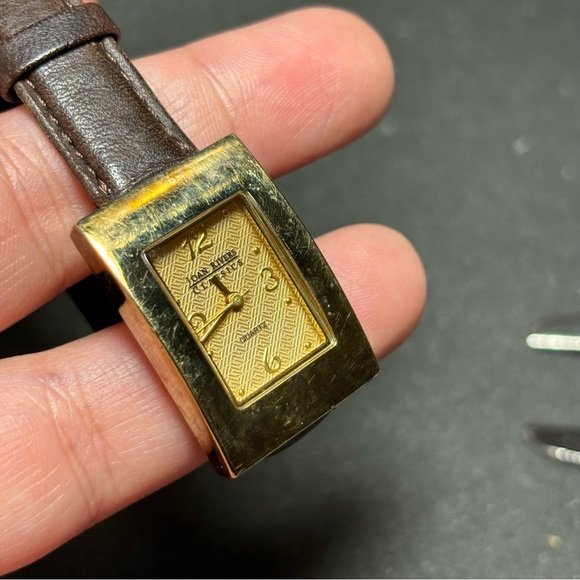 joan rivers classic Ladies Watch Quartz Gold Tone Working With New Battery - Picture 6 of 13